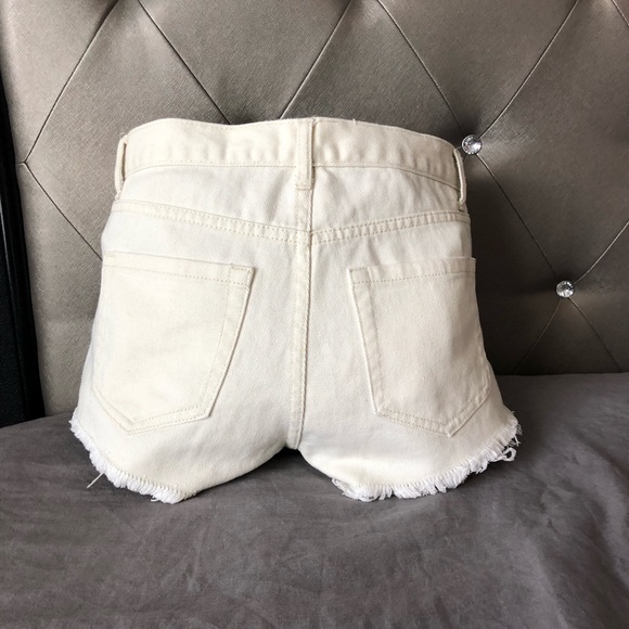 Forever 21 Distressed High Waisted Cream Shorts 28 - Picture 3 of 8
